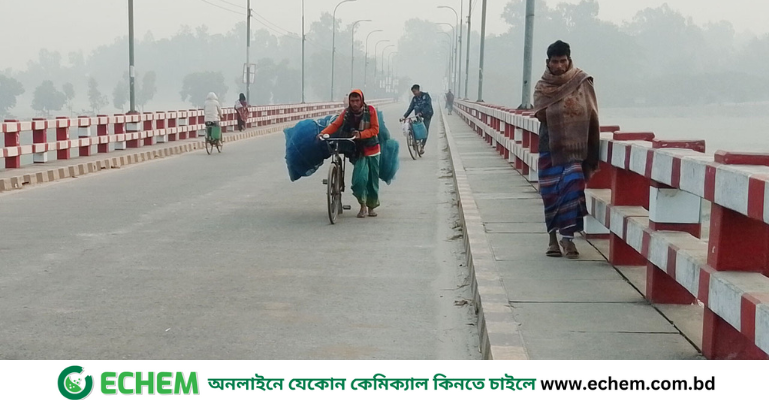 কুড়িগ্রামে সর্বনিম্ন তাপমাত্রা ১২.৩ ডিগ্রি, শীতে কাঁপছে মানুষ