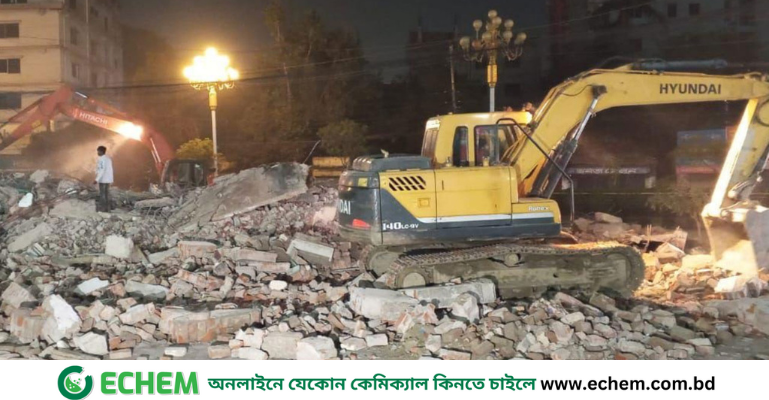 রাজশাহীতে আ.লীগের অফিস গুঁড়িয়ে দিলেন বিক্ষোভকারীরা