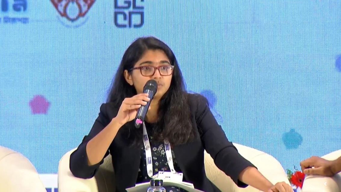 ৭ ঘণ্টায় ১২ লাখ টাকা নির্বাচনি তহবিল সংগ্রহ করলেন জারা