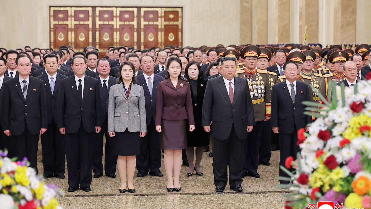 কেন মেয়েকে ফের জনসমক্ষে আনলেন কিম জং উন