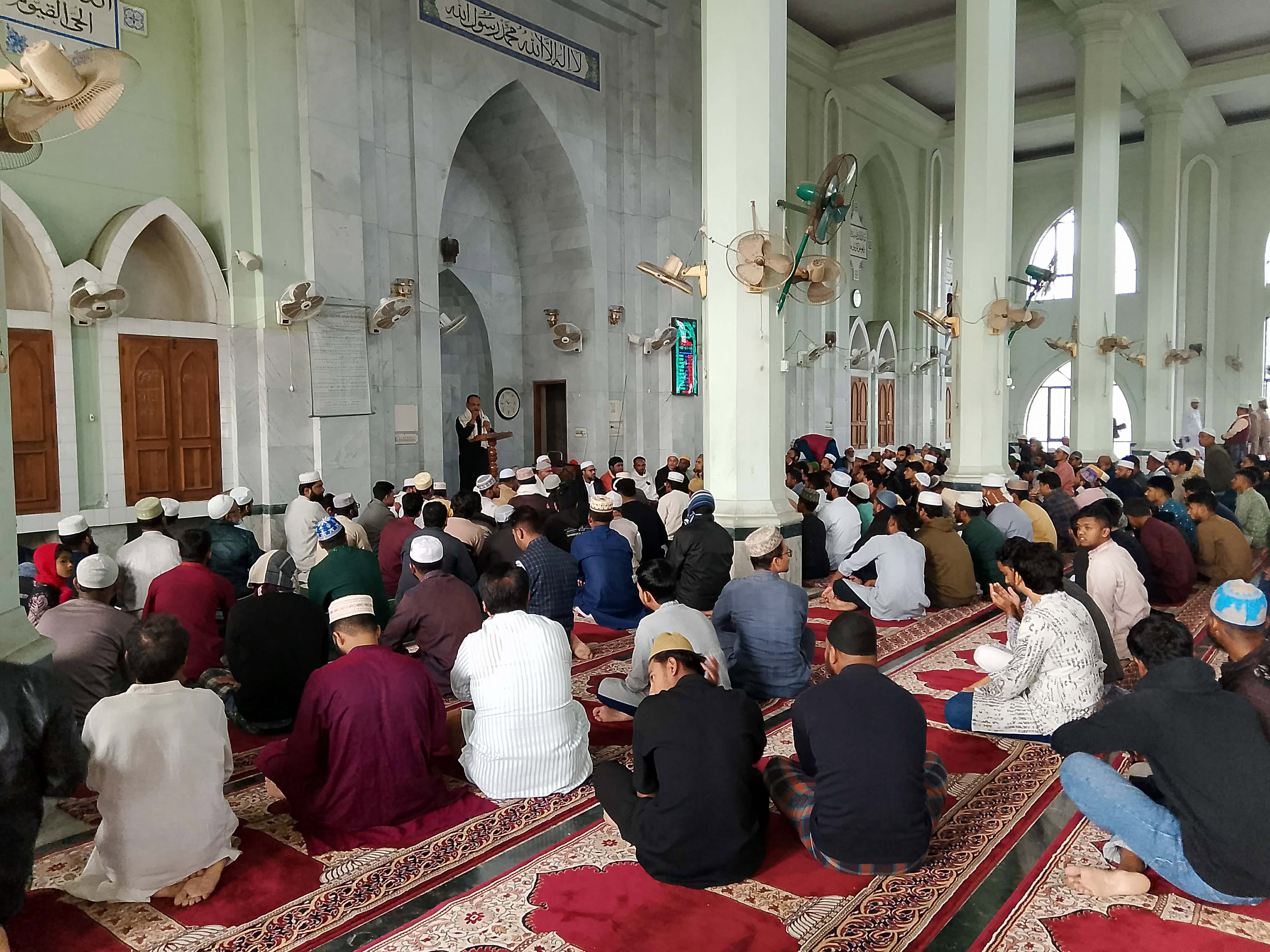 খালেদা জিয়ার আত্মার মাগফিরাত কামনায় ইবি ছাত্রদলের দোয়া মাহফিল