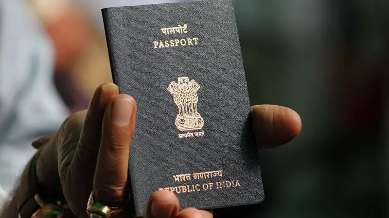 ভারতীয়দের পর্যটক ভিসা দেওয়া ‘সীমিত’ করল বাংলাদেশ