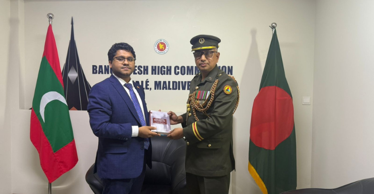 বাংলাদেশ–মালদ্বীপ প্রতিরক্ষা কূটনীতি প্রতিনিধিদলের দ্বিপাক্ষিক  বৈঠক