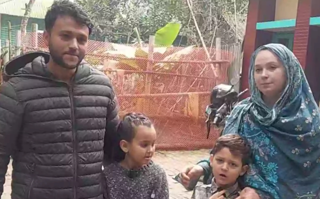 লক্ষ্মীপুরে এলো ফ্রান্সের তরুণী, বিষয় প্রেম!