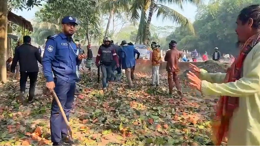 ফরিদপুরের ভাঙ্গায় আধিপত্য বিস্তার নিয়ে দুই পক্ষের সংঘর্ষ, আহত ২৫