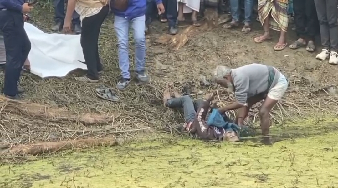 ফরিদপুরের সদরপুরে অজ্ঞাত ব্যক্তির লাশ উদ্ধার