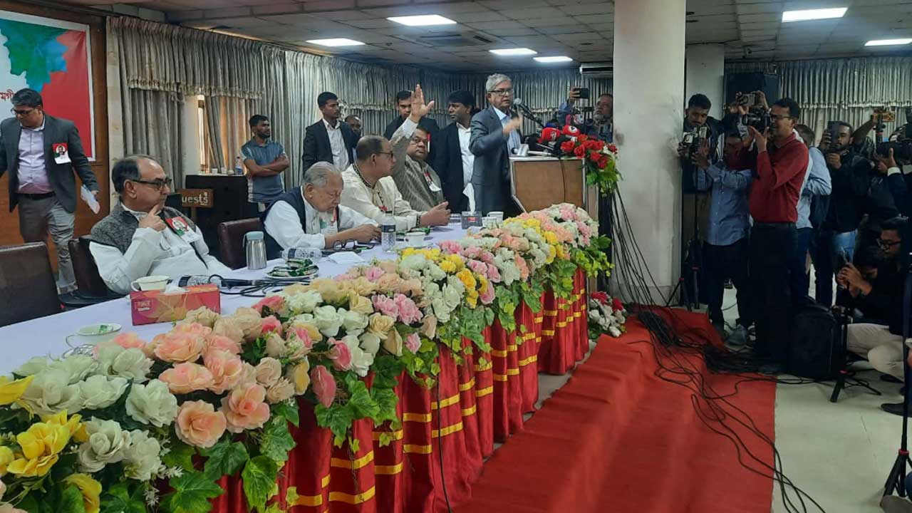 অতীতে বাংলাদেশকে যারা স্বীকার করে নাই, তারাই সবচেয়ে বেশি দুষ্টামি করছে