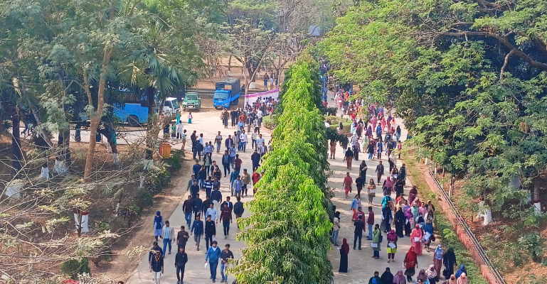 কুবি 'এ' ইউনিটের ভর্তি পরীক্ষা অনুষ্ঠিত, উপস্থিতির হার ৬৭.৪২ শতাংশ