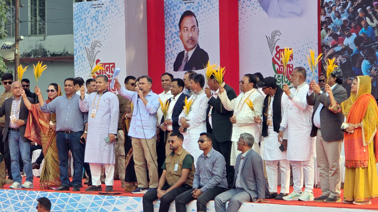 ফরিদপুরে তারেক রহমানের বিশাল জনসভা: বিভাগ গঠন ও কৃষক কার্ডসহ একগুচ্ছ প্রতিশ্রুতি