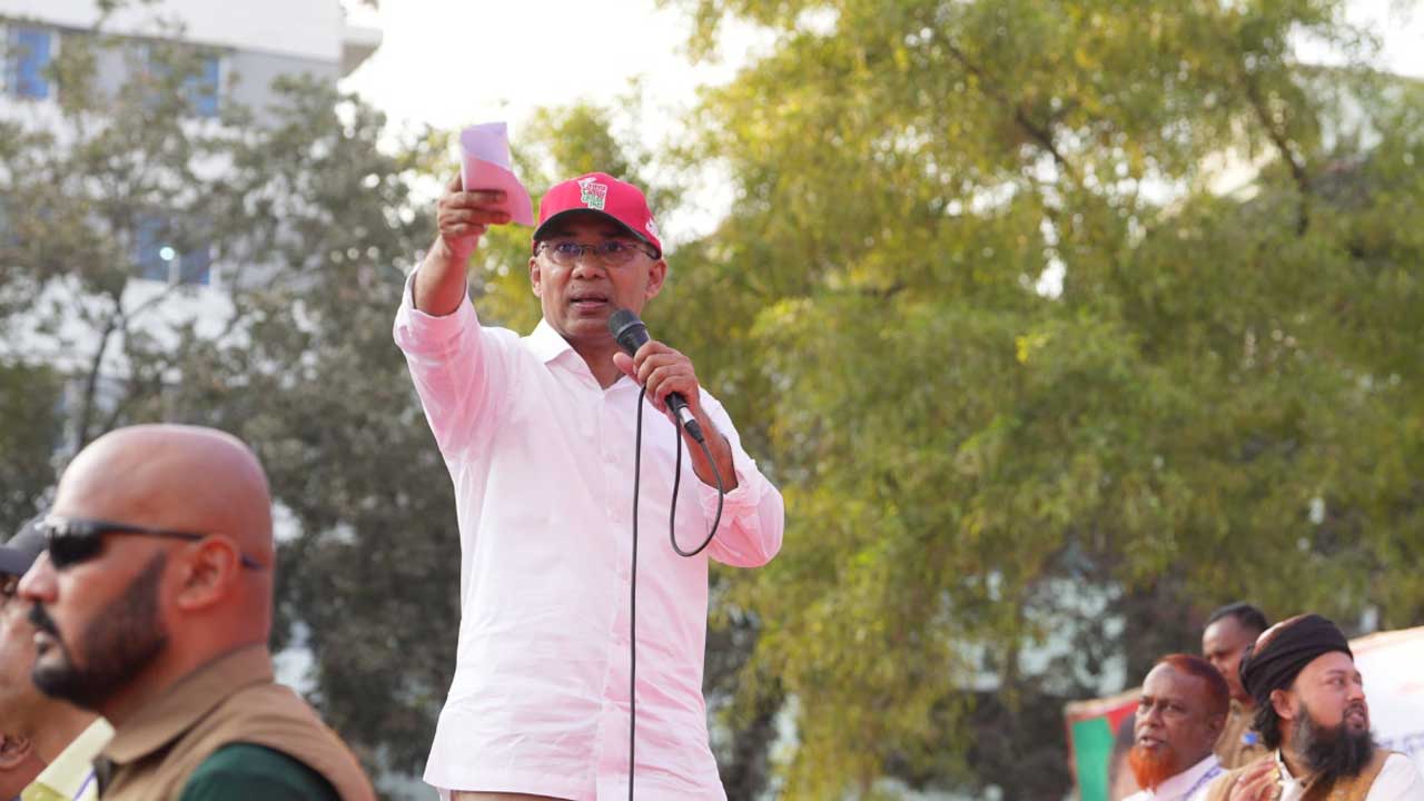 বিএনপির অভিজ্ঞতা আছে দেশকে দুর্নীতি থেকে বের করার : তারেক রহমান