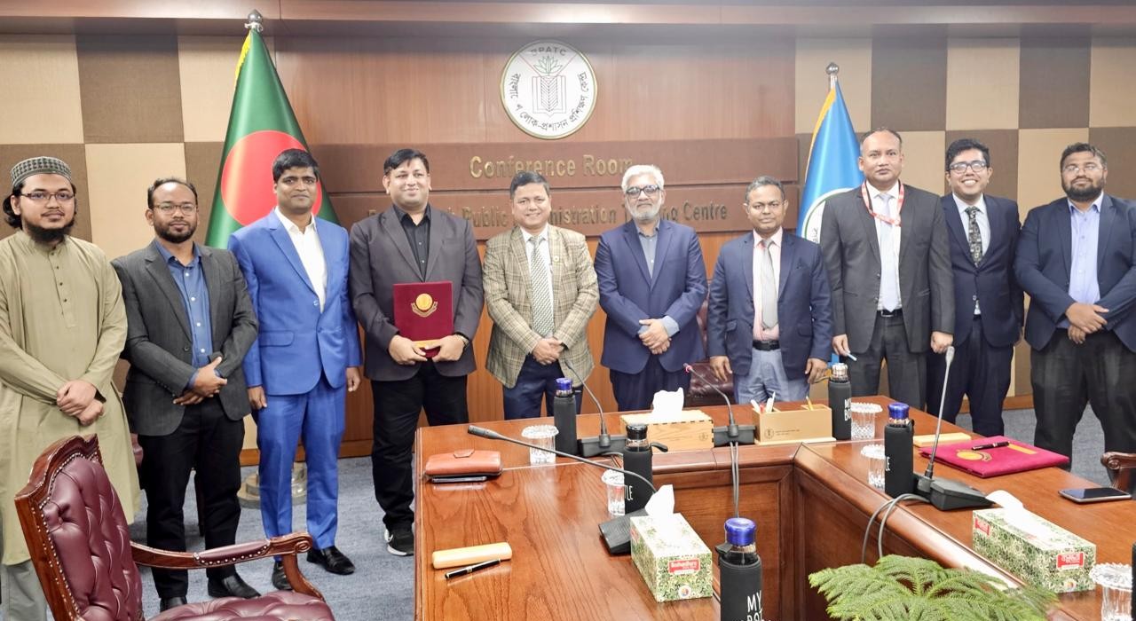 বিপিএটিসি’র সঙ্গে পাঁচ বছরের চুক্তিতে বেরোবি লোকপ্রশাসন বিভাগ