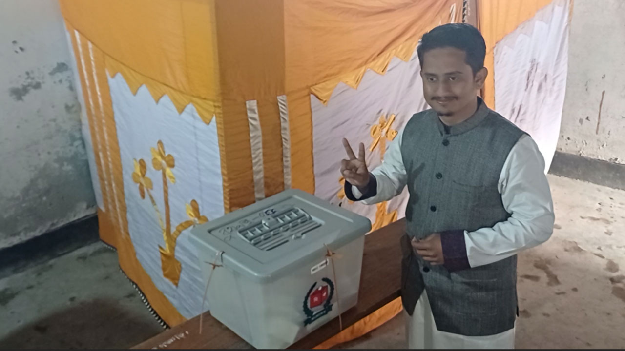 প্রশাসন পেশাদার হলে অভিযোগ থাকবে না : সারজিস আলম