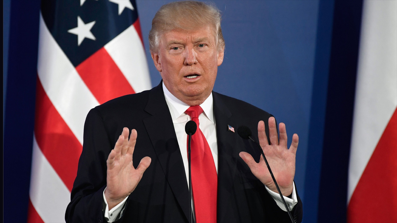 বিশ্বের সব দেশের ওপর শুল্ক ১০ থেকে বাড়িয়ে ১৫ শতাংশ করলেন ট্রাম্প