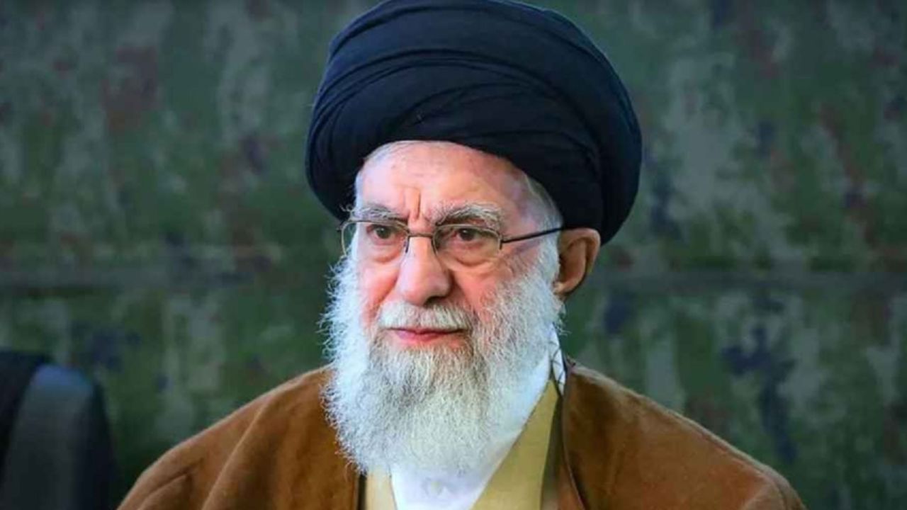 ইরানের সর্বোচ্চ ধর্মীয় নেতা খামেনি নিহত, ৪০ দিনের রাষ্ট্রীয় শোক ঘোষণা