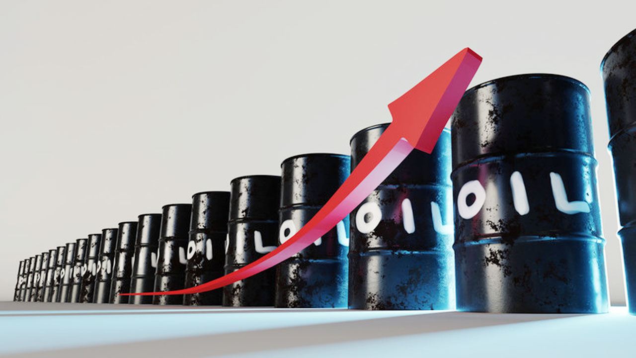 মধ্যপ্রাচ্যে যুদ্ধ : চার বছরের রেকর্ড ভাঙল তেলের দাম