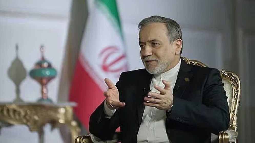 মার্কিন বাহিনীকে সরানোর এটাই সময়, সৌদি আরবকে ইরানের পররাষ্ট্রমন্ত্রী