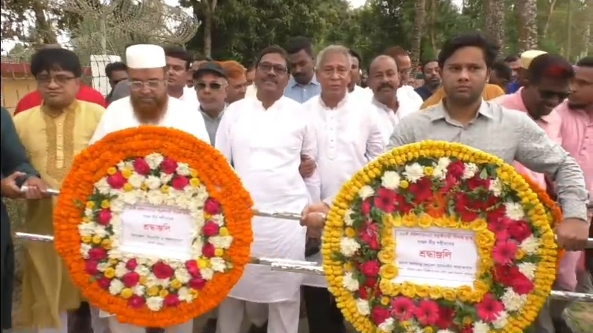 আজ ঐতিহাসিক বড়াইবাড়ী দিবস, শহীদদের স্মরণে পুষ্পার্ঘ অর্পণ