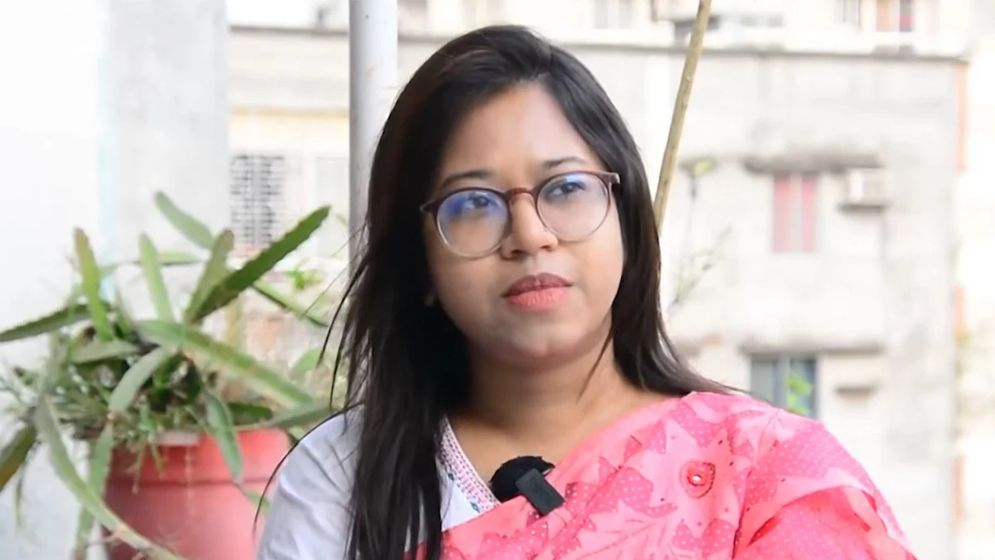 এনসিপি নেত্রী মনিরা শারমিনের মনোনয়ন স্থগিত