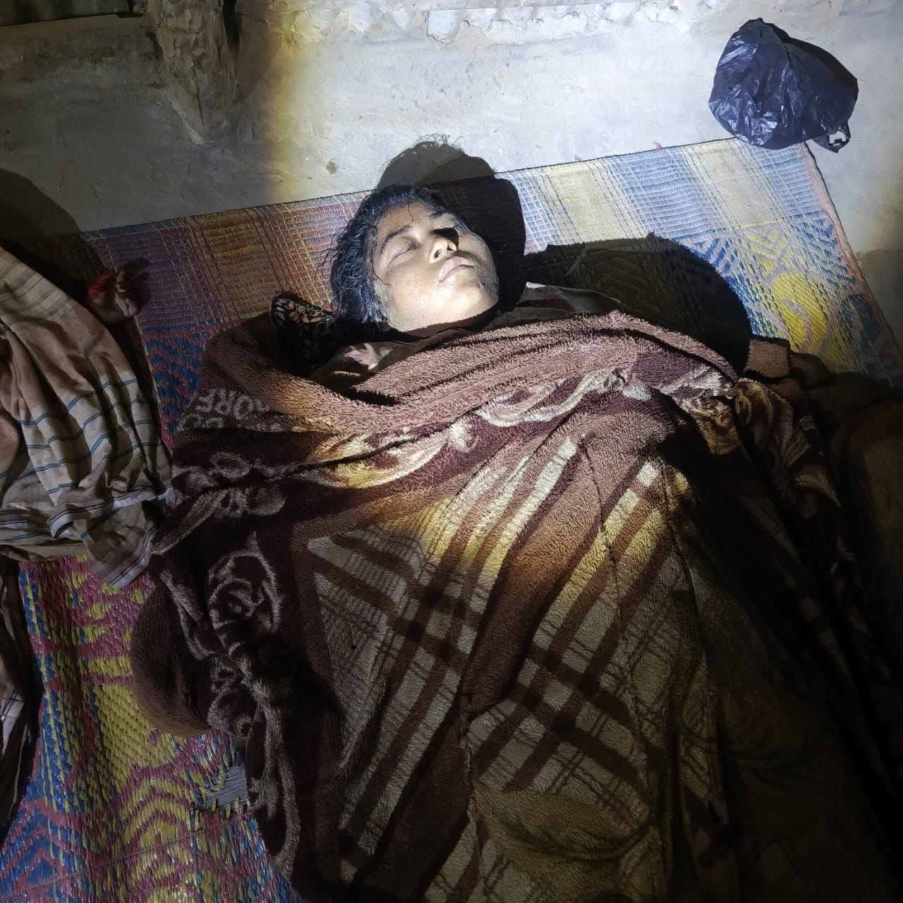 রামুতে বন্যহাতির আক্রমণে মা-মেয়ের মৃত্যু