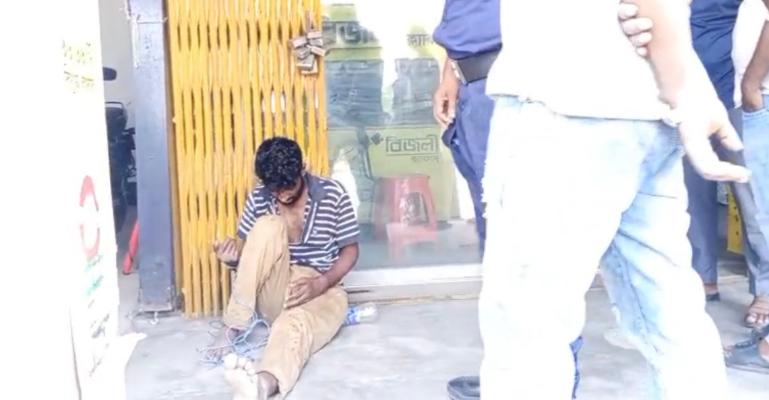 সিরিঞ্জে ‘দূষিত রক্ত’ ভরে ছিনতাই: ফরিদপুরে কথিত সেই ‘তুফান’ আটক