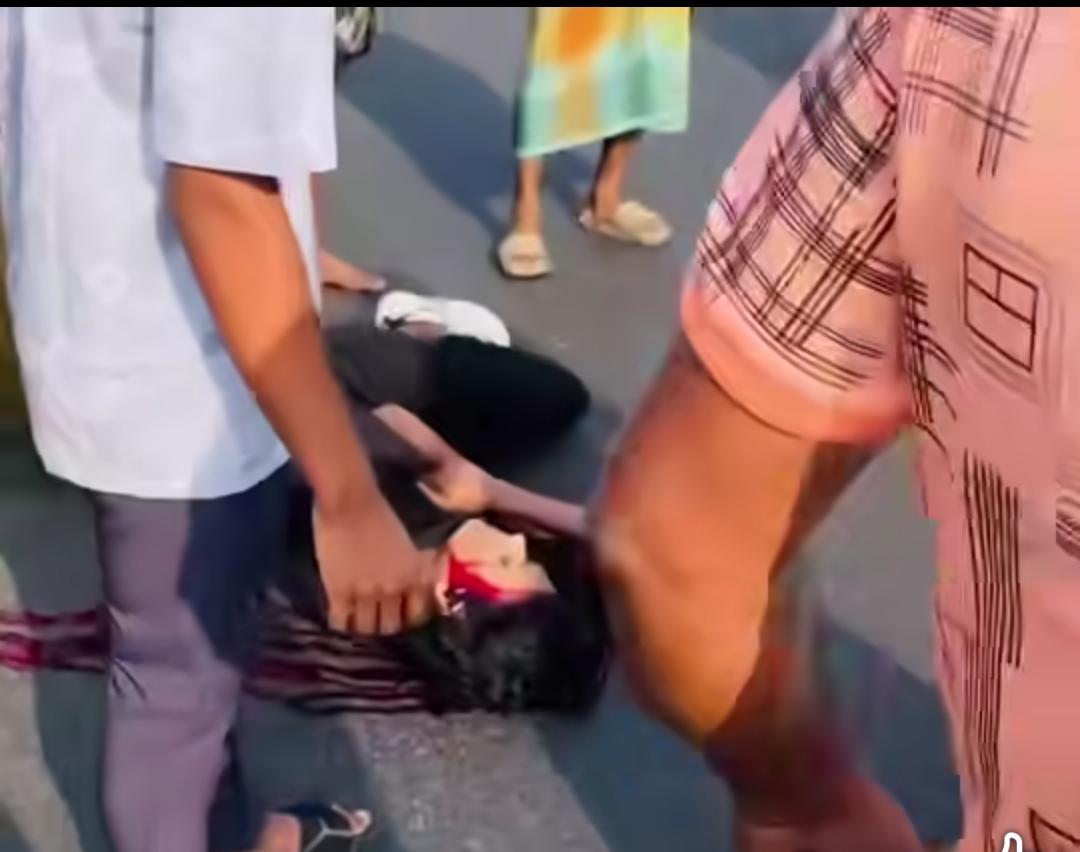 ফরিদপুরে প্রাইভেটকার-মোটরসাইকেলের মুখোমুখি সংঘর্ষে নিহত ২